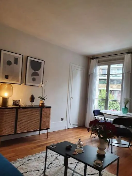 F2 - Denfert-Rochereau - Porte D'Orleans - 4 Pers Apartment Paris