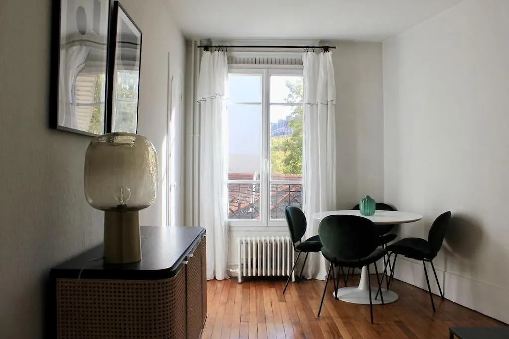 F2 - Denfert-Rochereau - Porte D'Orleans - 4 Pers Apartment Paris